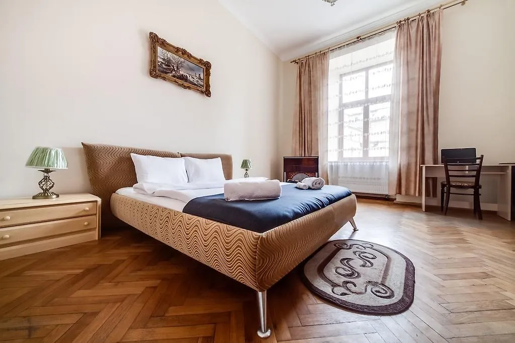 Romantic Apartaments Оn Valova Street Apartment Lviv