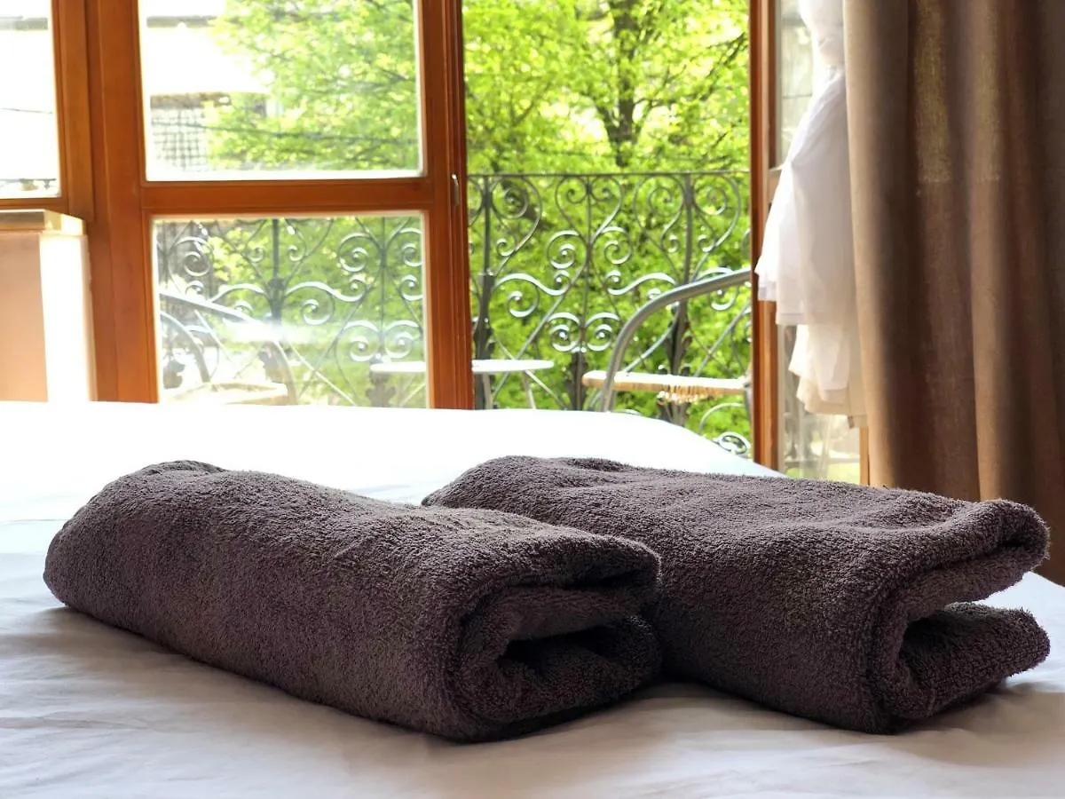 Romantic Apartaments Оn Valova Street Apartment Lviv