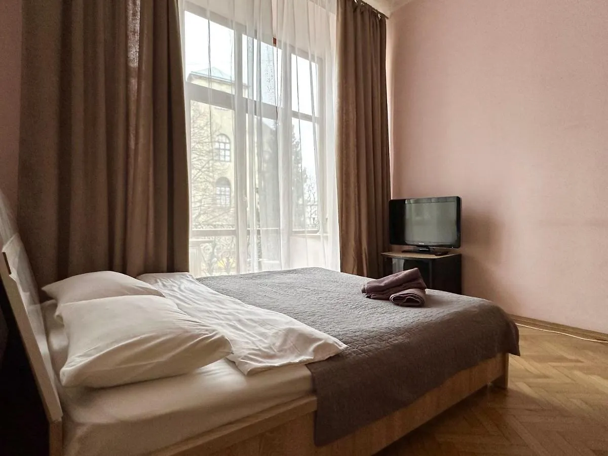 Romantic Apartaments Оn Valova Street Apartment Lviv Ukraine